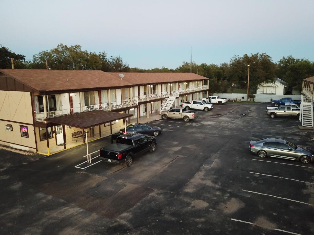 Executive Inn San Saba المظهر الخارجي الصورة